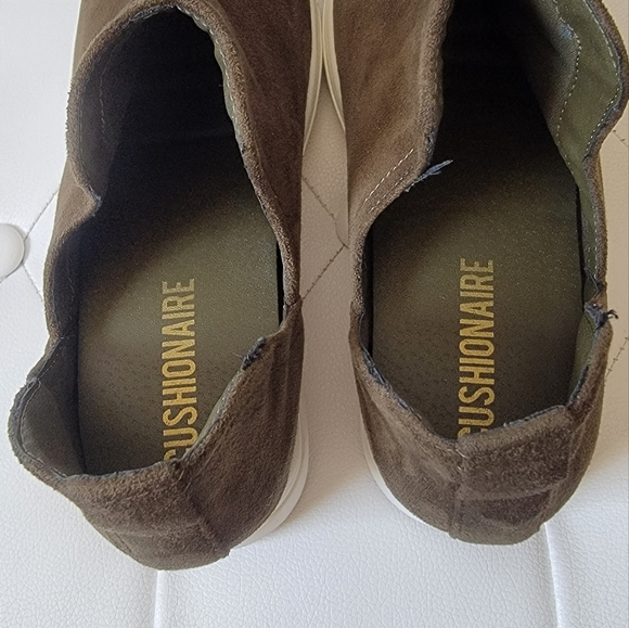 CUSHIONAIRE Women's Hero Hidden Wedge Sneaker Size 8 1/2M - Picture 5 of 15